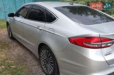 Седан Ford Fusion 2017 в Краснограде