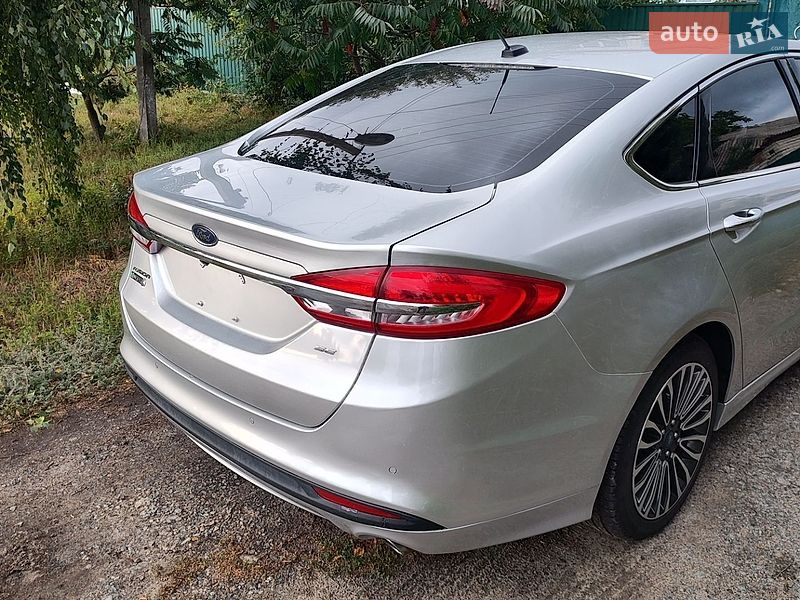 Седан Ford Fusion 2017 в Краснограде