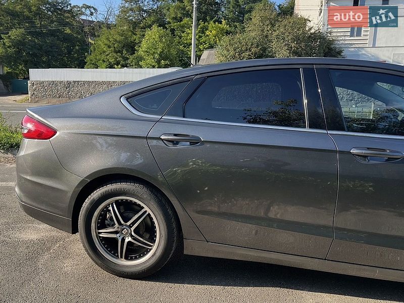 Седан Ford Fusion 2017 в Киеве