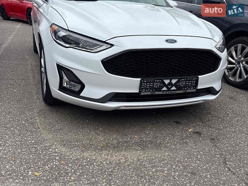 Седан Ford Fusion 2019 в Ізмаїлі фото Седан Ford Fusion 2019 в Ізмаїлі