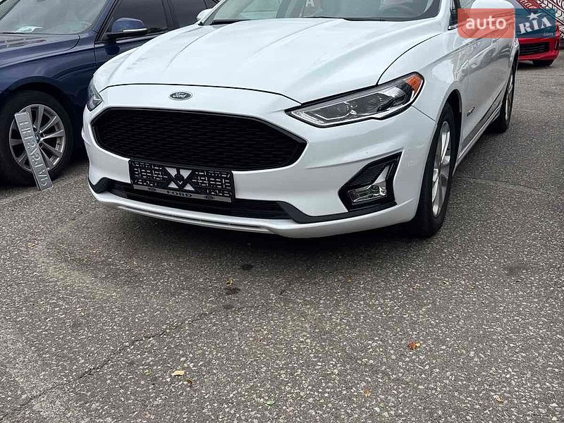 Седан Ford Fusion 2019 в Ізмаїлі фото 2 Седан Ford Fusion 2019 в Ізмаїлі