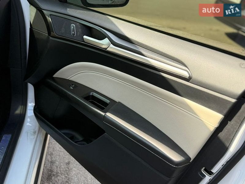 Седан Ford Fusion 2017 в Киеве