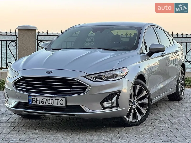 Ford Fusion 2020