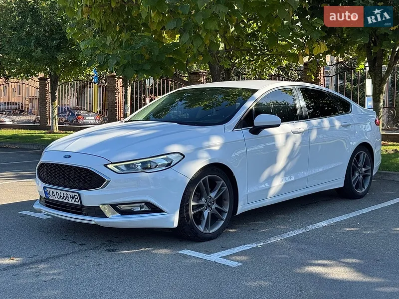 Ford Fusion 2017