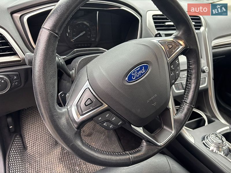 Седан Ford Fusion 2017 в Луцке