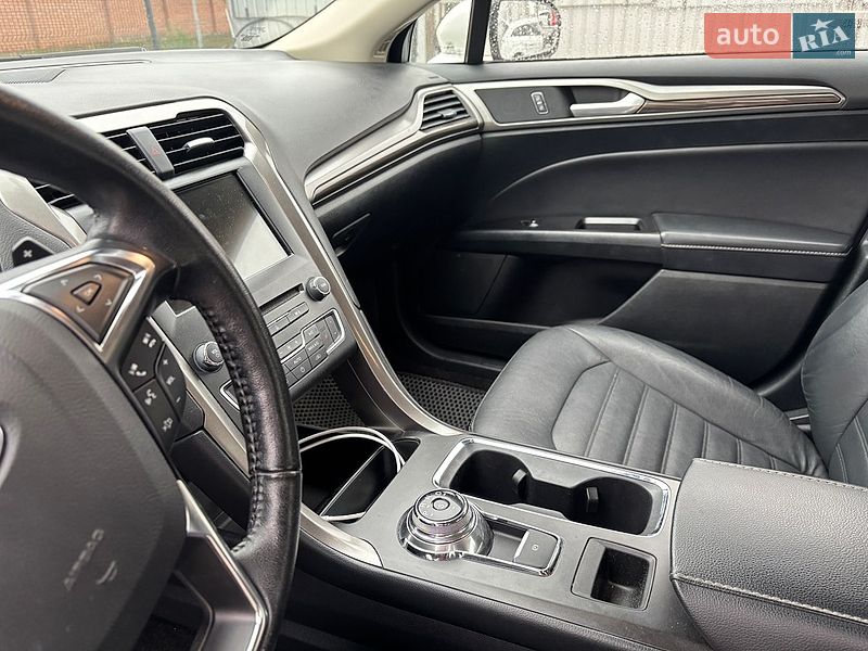Седан Ford Fusion 2017 в Луцке