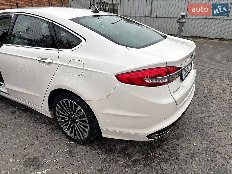Седан Ford Fusion 2017 в Луцке