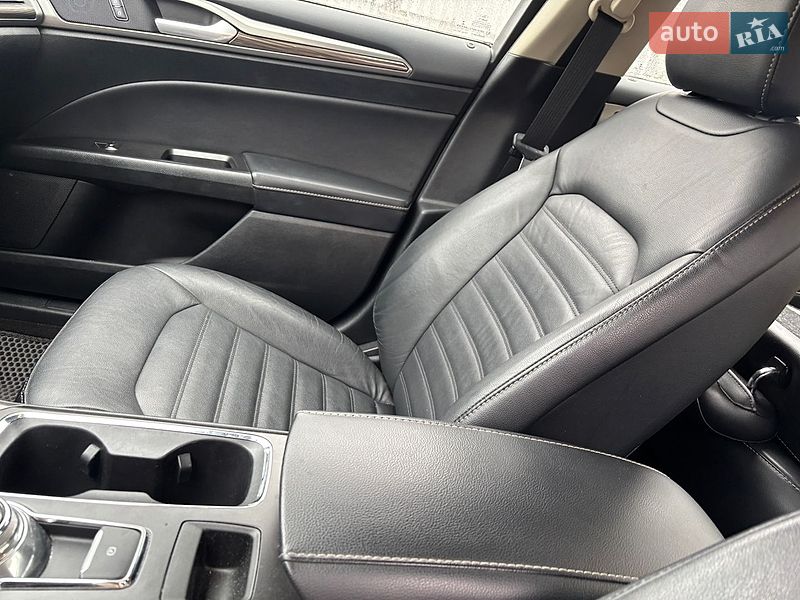 Седан Ford Fusion 2017 в Луцке