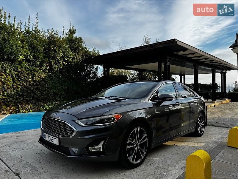 Седан Ford Fusion 2018 в Одессе