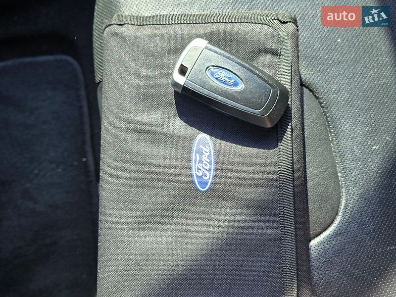 Седан Ford Fusion 2018 в Одессе