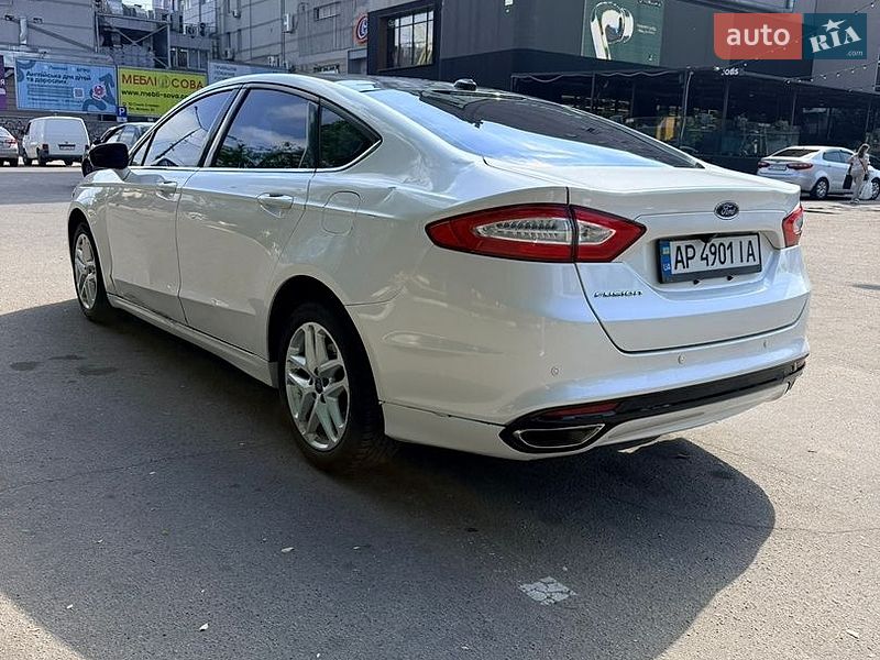 Седан Ford Fusion 2014 в Запоріжжі