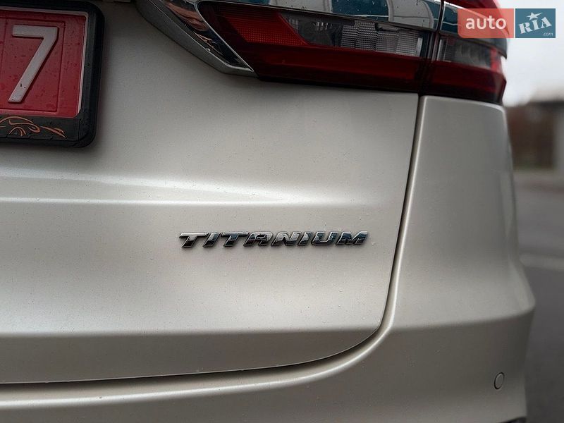 Седан Ford Fusion 2019 в Кривому Розі