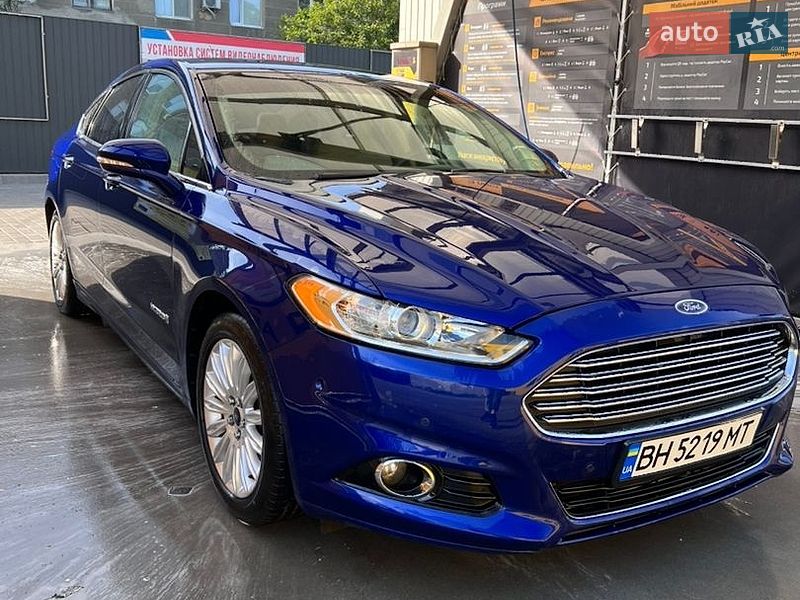 Ford Fusion 2016
