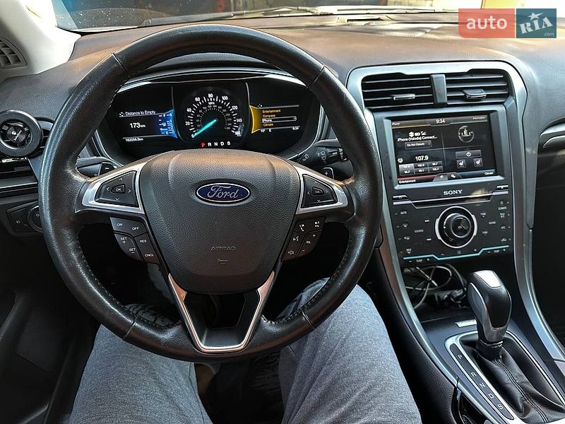 Седан Ford Fusion 2015 в Днепре