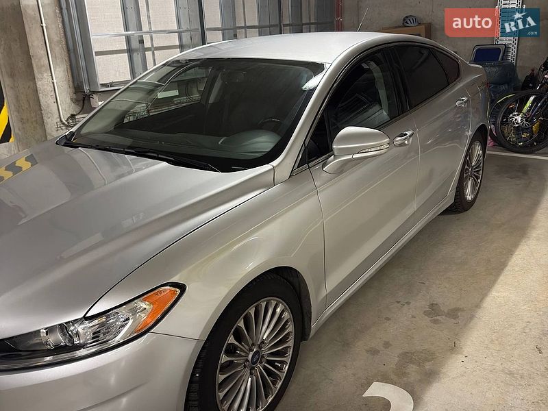 Седан Ford Fusion 2015 в Днепре