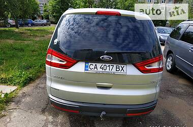 Ford Galaxy  2010