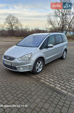 Ford Galaxy  2010