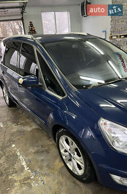Ford Galaxy  2013