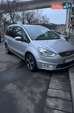 Ford Galaxy  2010