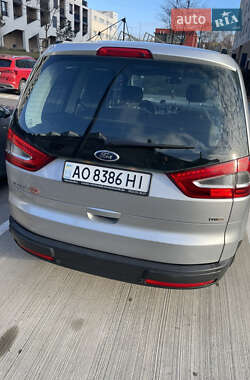 Ford Galaxy 2010