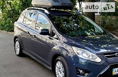 Ford Grand C-Max Titanium 2010