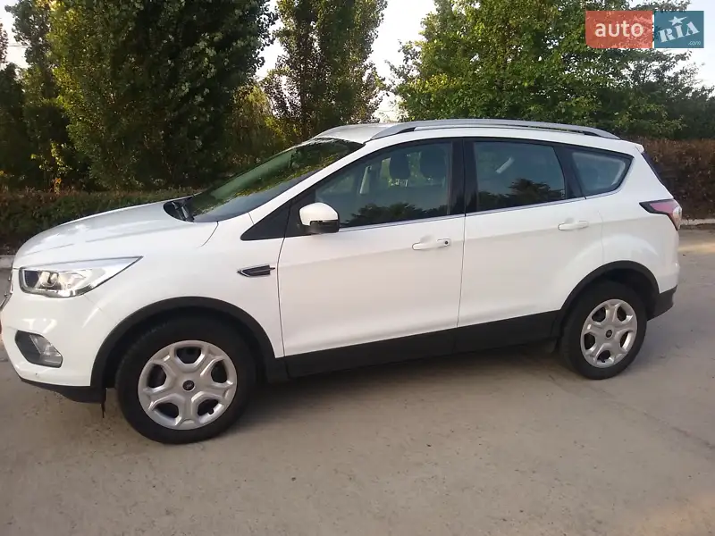 Ford Kuga 2017