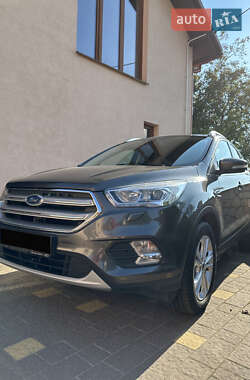 Ford Kuga  2019