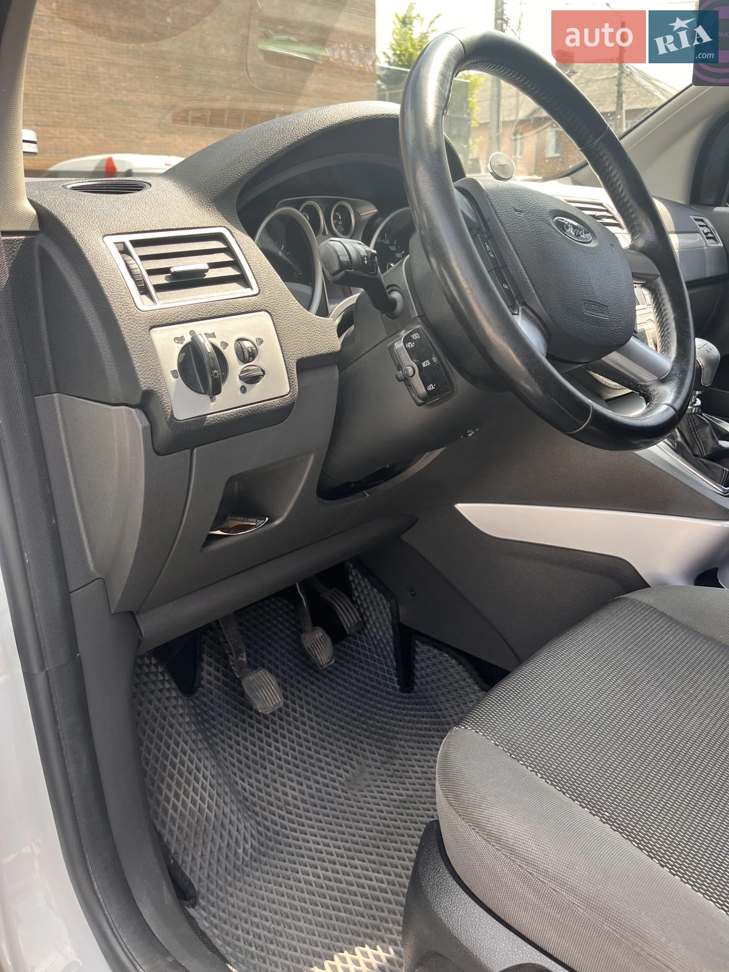 Ford Kuga 2012 VIN WF0RXXGCDRCC24664 фото оголошення 6 з 12