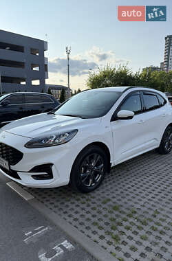 Ford Kuga  2021