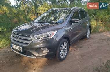 Ford Kuga  2016