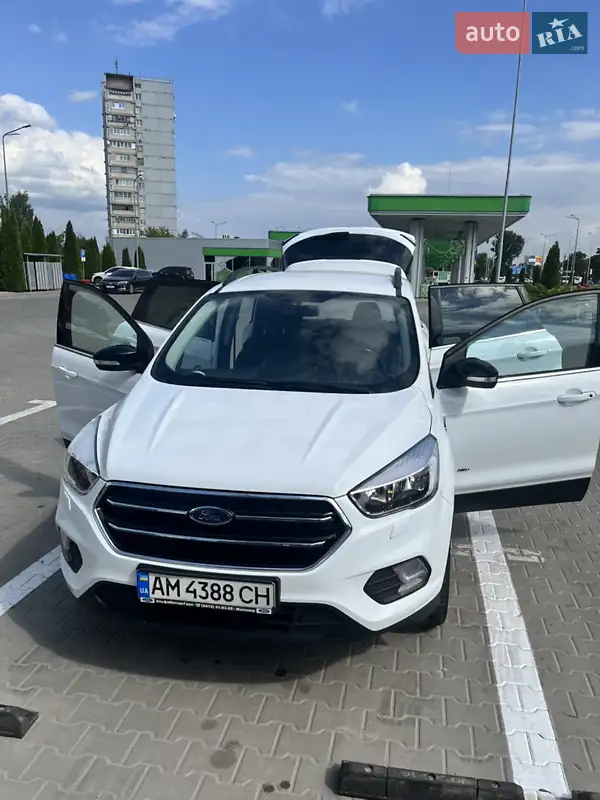Ford Kuga 2017