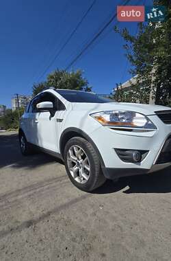 Ford Kuga  2012