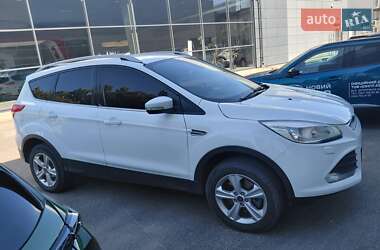 Ford Kuga 2016