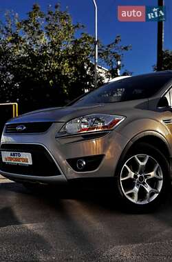 Ford Kuga  2011