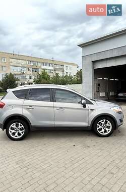 Ford Kuga  2011