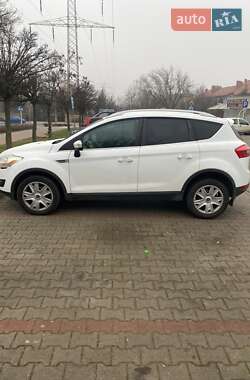 Ford Kuga  2012