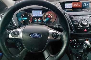 Ford Kuga  2013