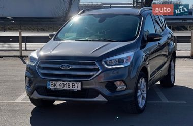 Ford Kuga 2016