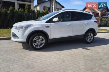 Ford Kuga 2016