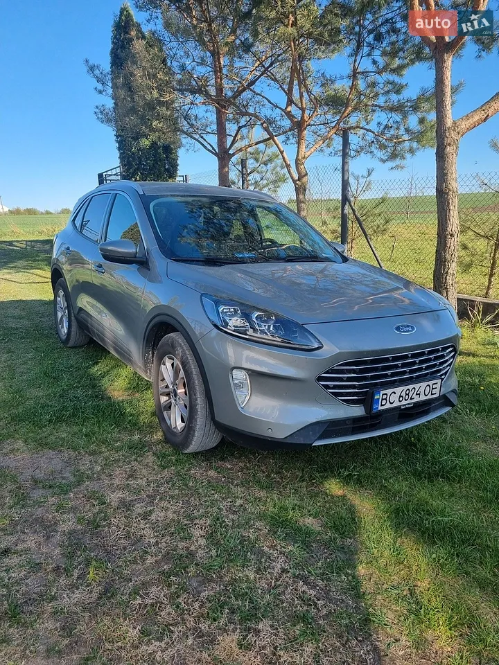 2022 Ford Kuga - фото 1