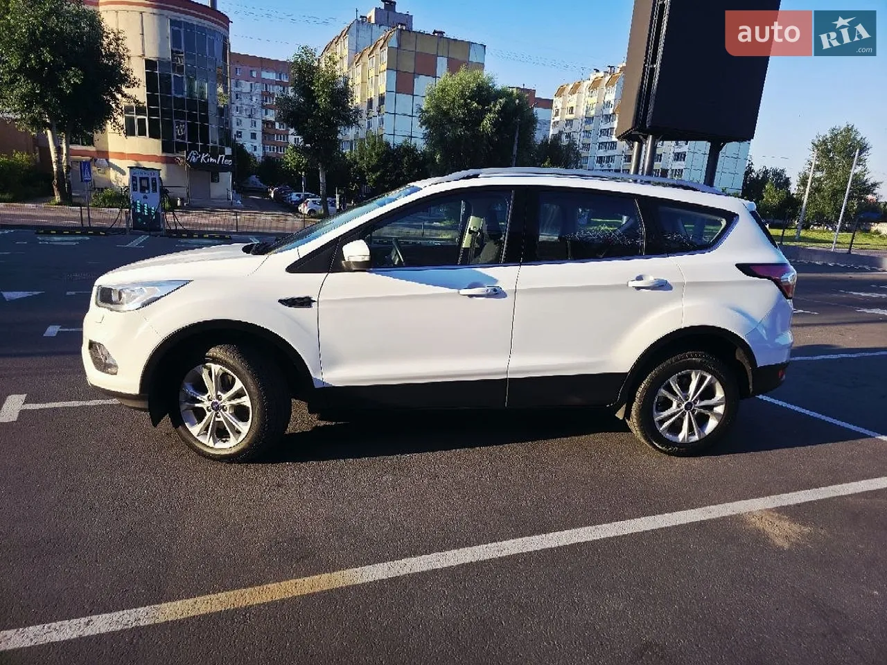 2019 Ford Kuga - мініатюра 3