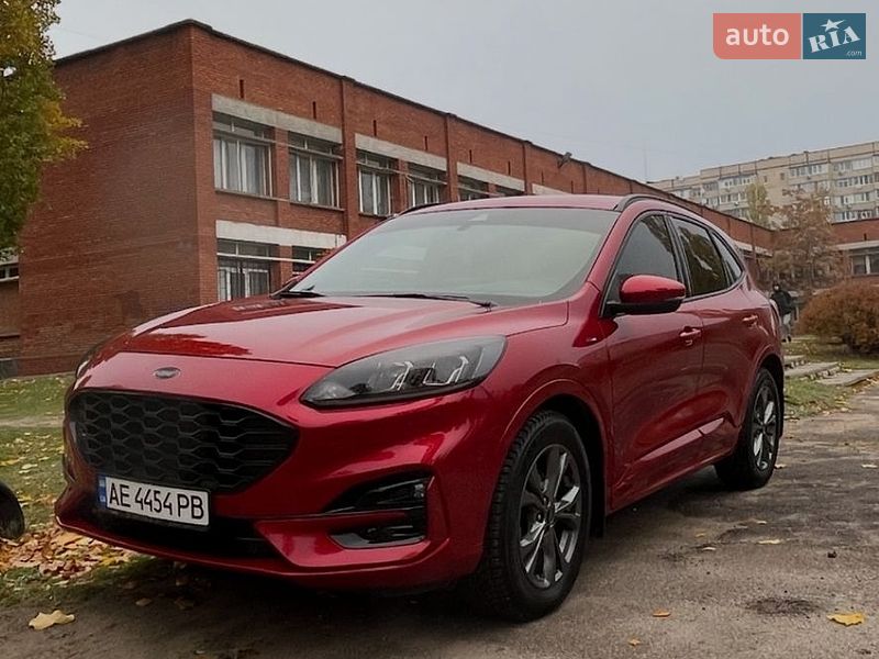 Ford Kuga 2021