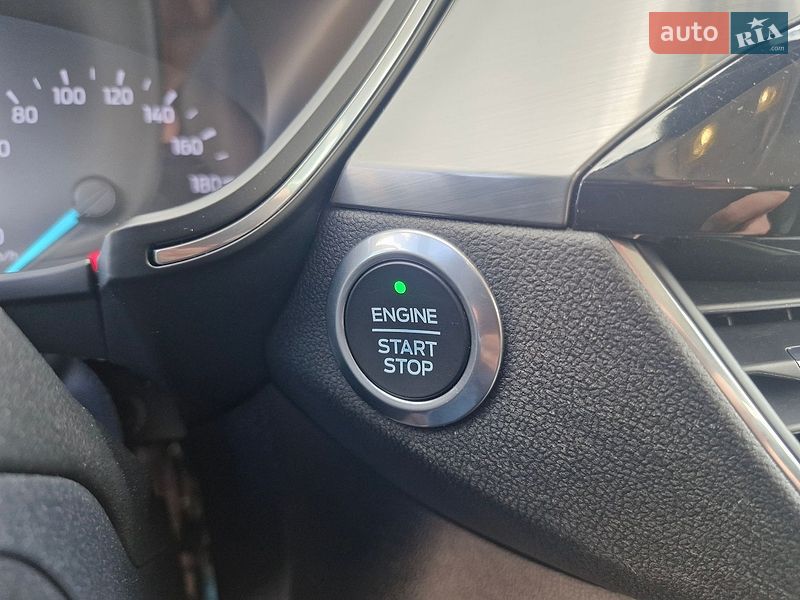 Внедорожник / Кроссовер Ford Kuga 2020 в Львове