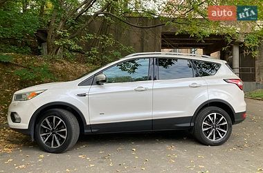Ford Kuga  2017