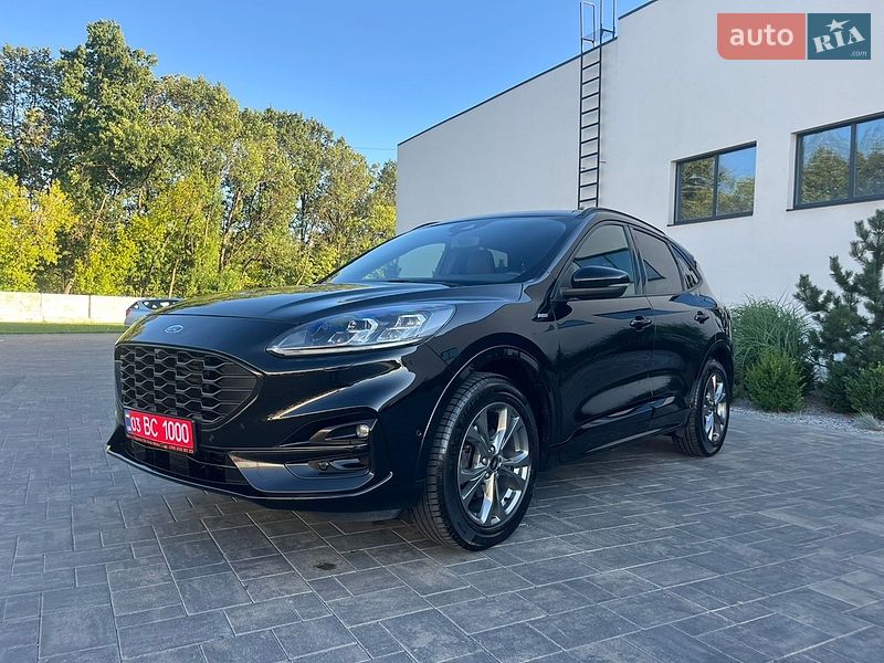 Внедорожник / Кроссовер Ford Kuga 2020 в Луцке