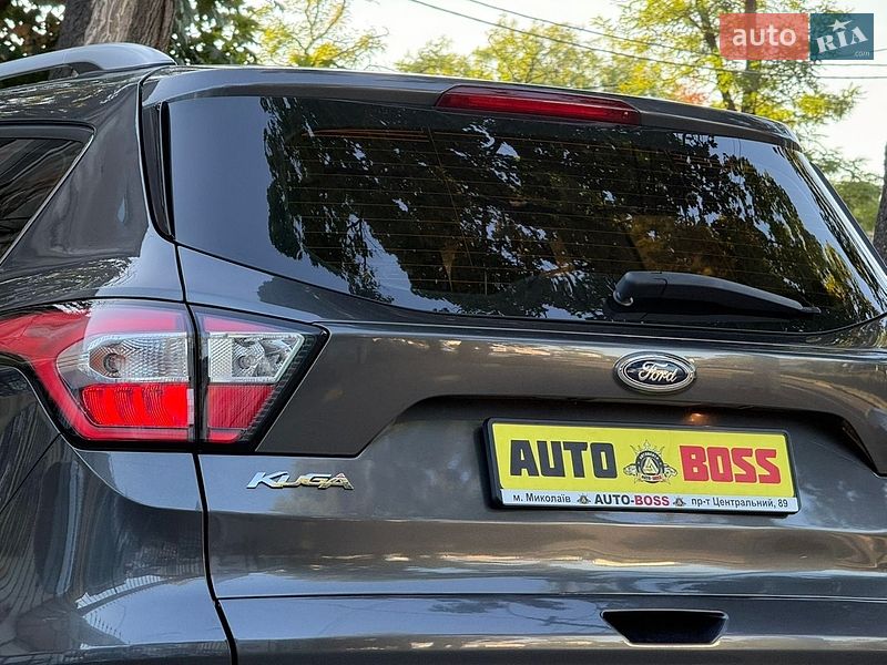 Внедорожник / Кроссовер Ford Kuga 2019 в Николаеве