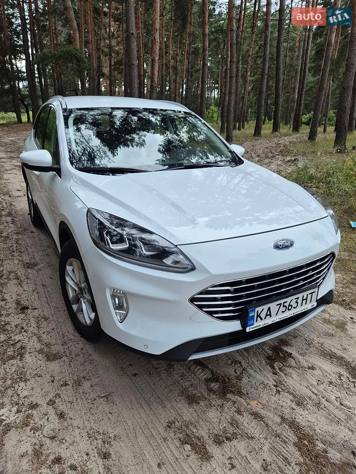 2021 Ford Kuga - фото 1