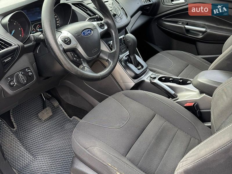 Внедорожник / Кроссовер Ford Kuga 2014 в Львове фото 21 Внедорожник / Кроссовер Ford Kuga 2014 в Львове