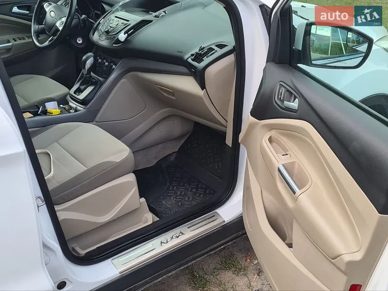 Ford Kuga 2014