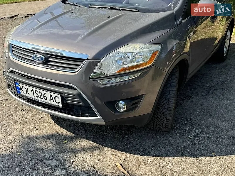 Ford Kuga 2011